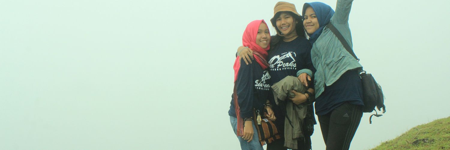 NisaaFitriyanti's profile banner image