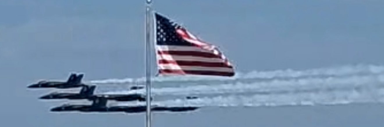 Jennifer 🇺🇸's banner