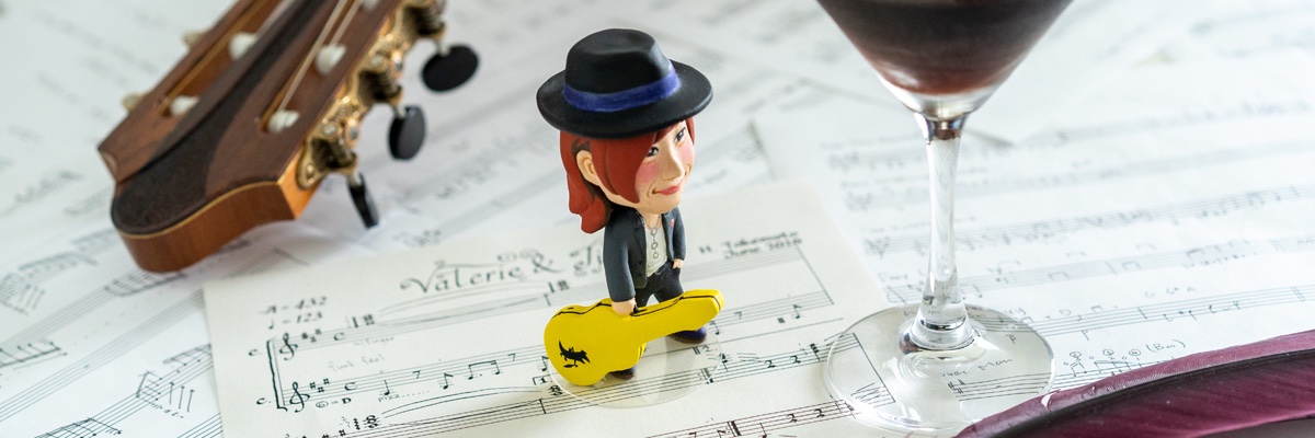 Hidè Takemoto banner