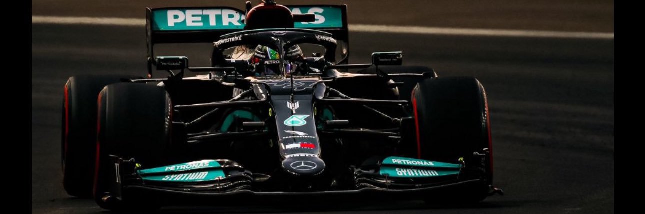 Arout8's profile banner image