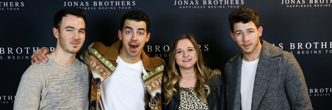 alipeterpants's profile banner image
