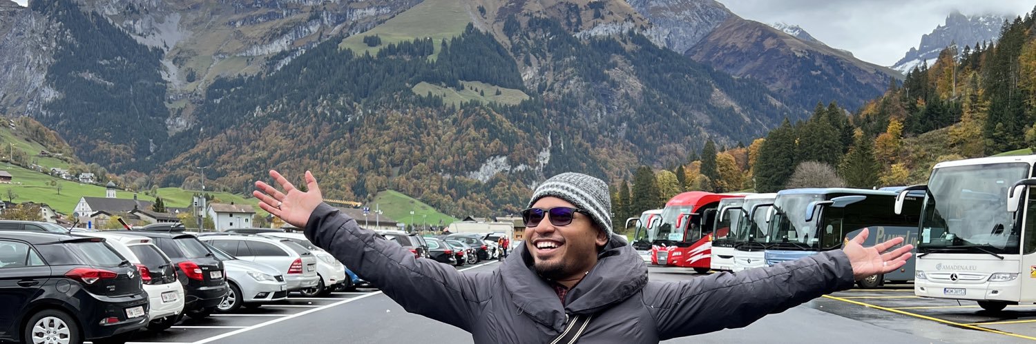 Izzuddinrosman's profile banner image