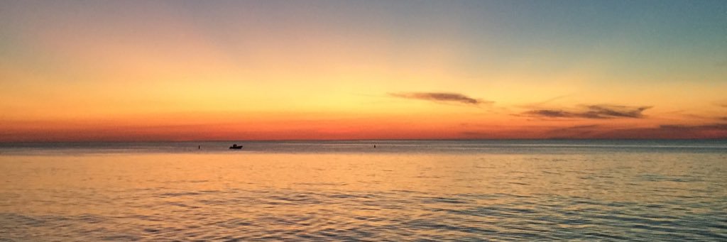 Mackingday's profile banner image