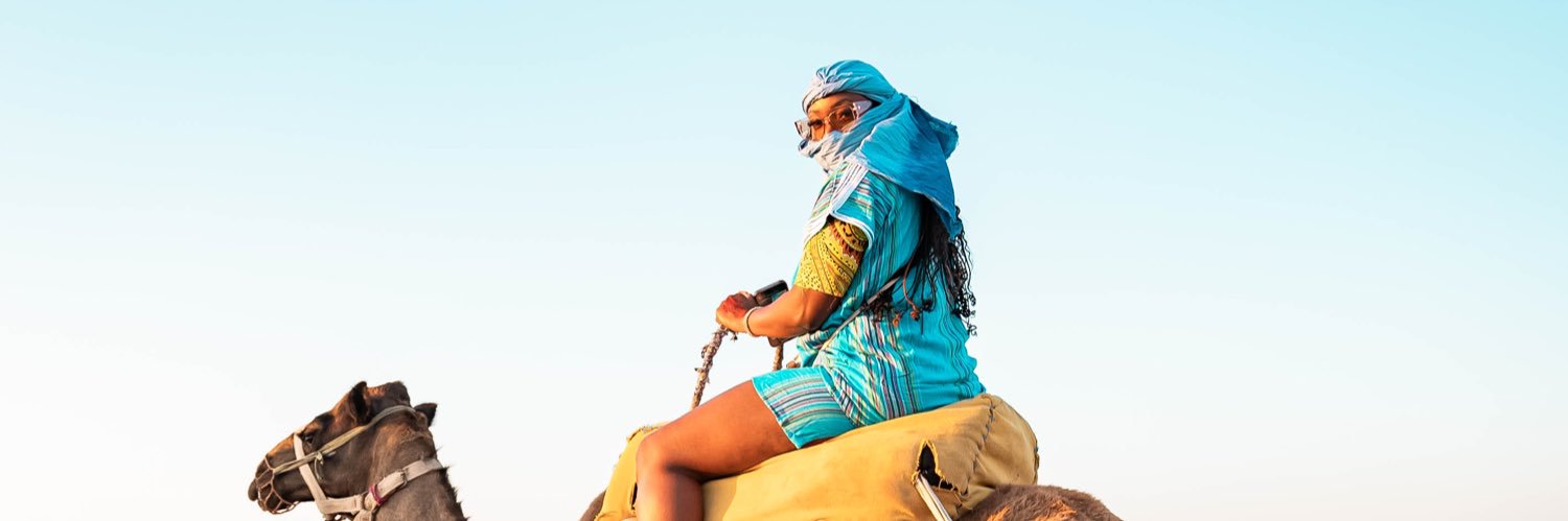 I’m HER 𖧷 banner