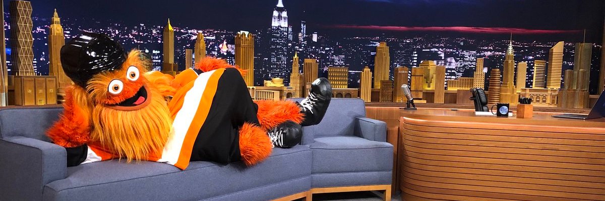 sarahbeeeson's profile banner image