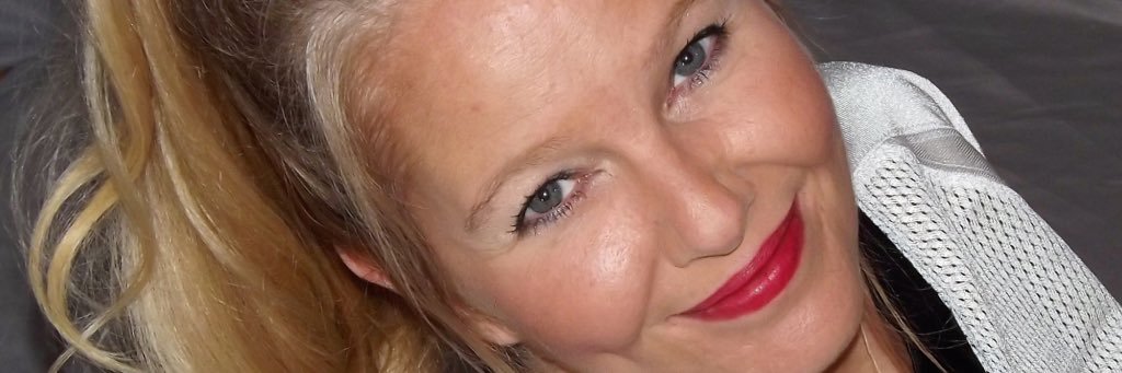 beverlyneely's profile banner image