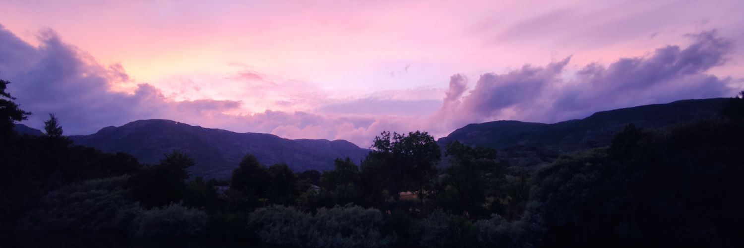 laau_sr's profile banner image