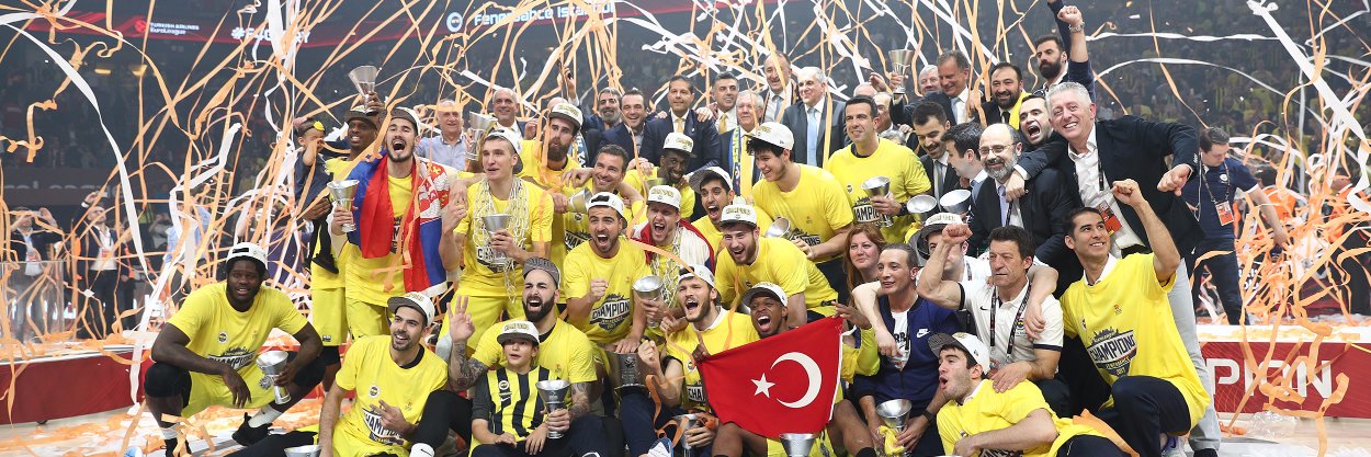 Engin Ak banner