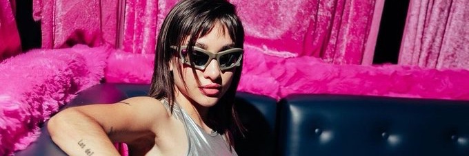karenrapii's profile banner image