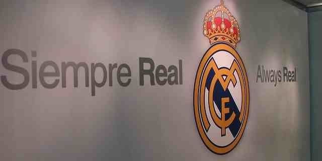 carlosteos's profile banner image