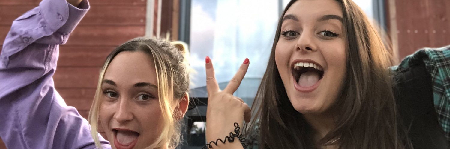 EmillyChw's profile banner image