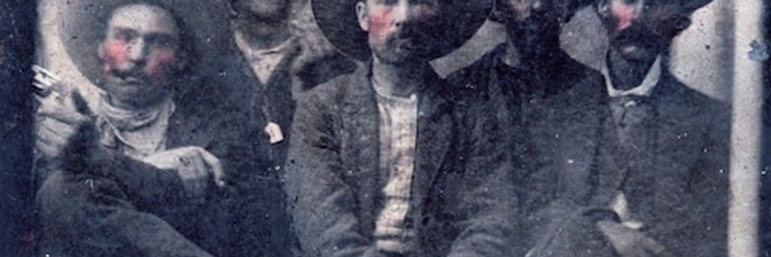 𝐒𝐢𝐭𝐭𝐢𝐧𝐠𝐁𝐮𝐥𝐥 banner