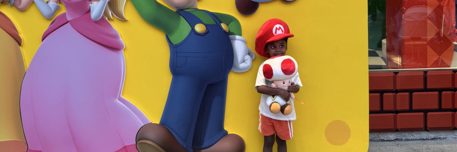 leydavis's profile banner image