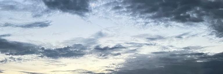 izzipee's profile banner image