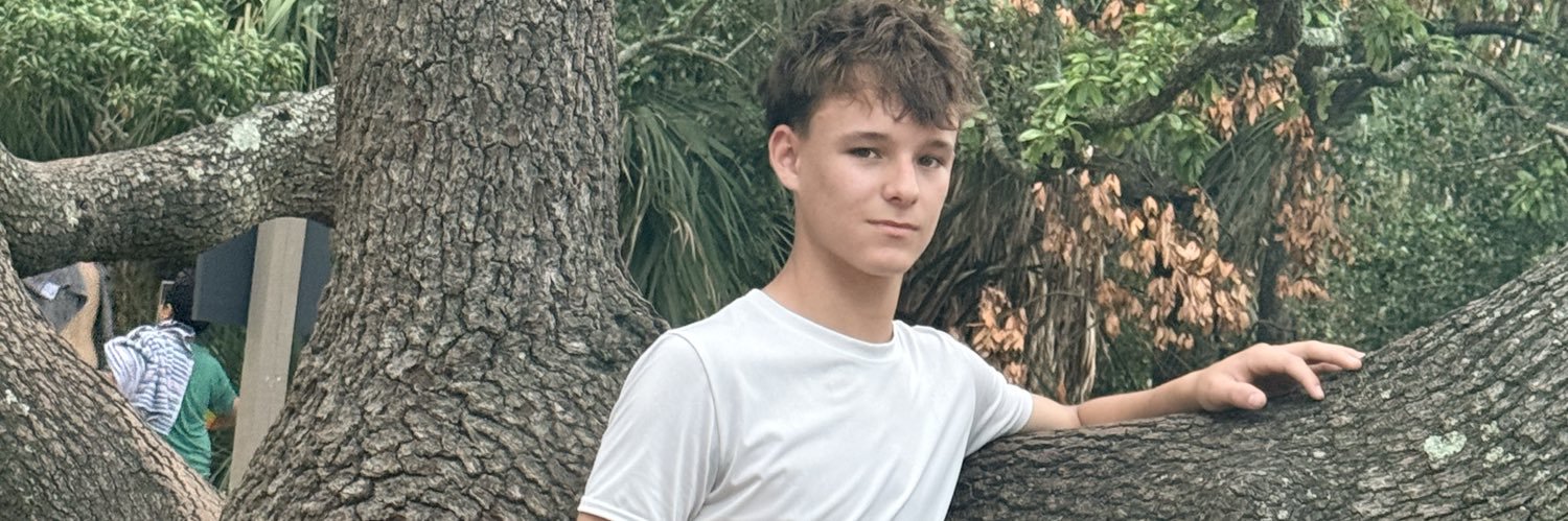 Sam89744's profile banner image