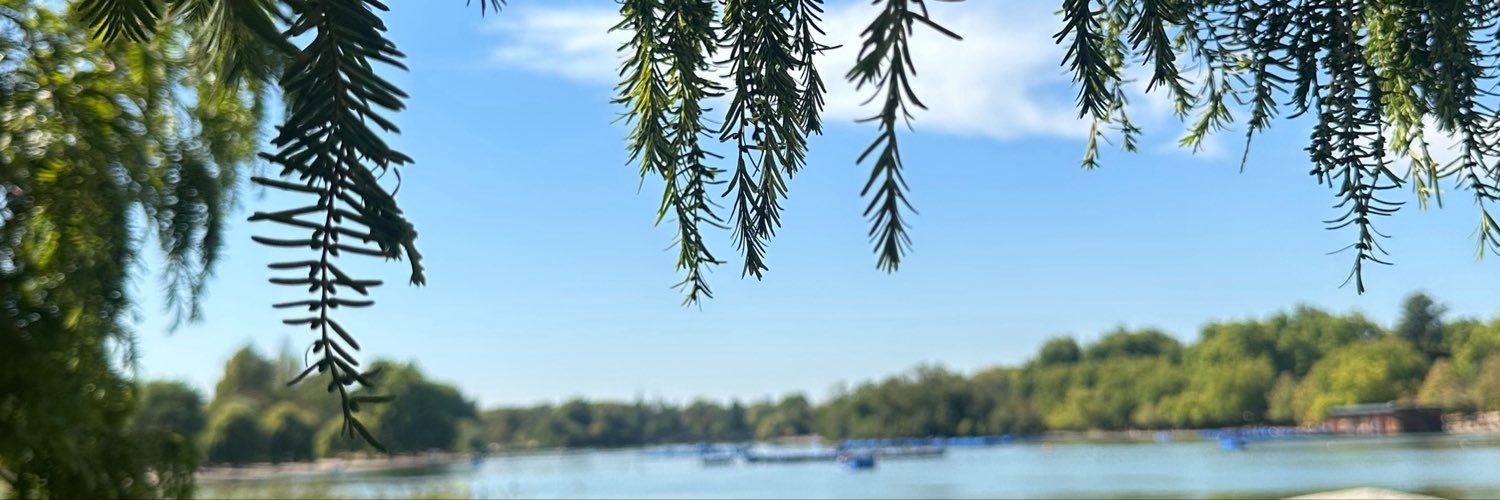 hessaalhumoud's profile banner image