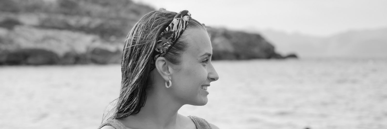lauramira_'s profile banner image