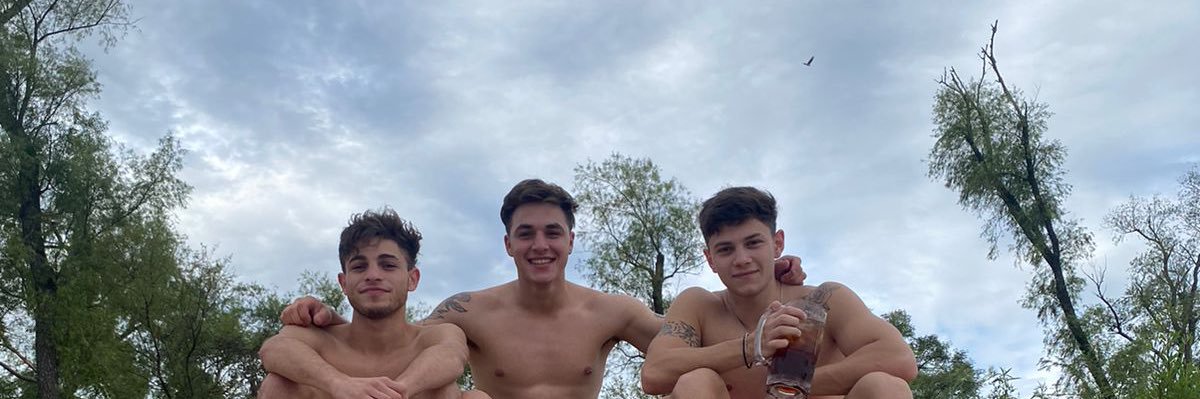 valen_concetti's profile banner image