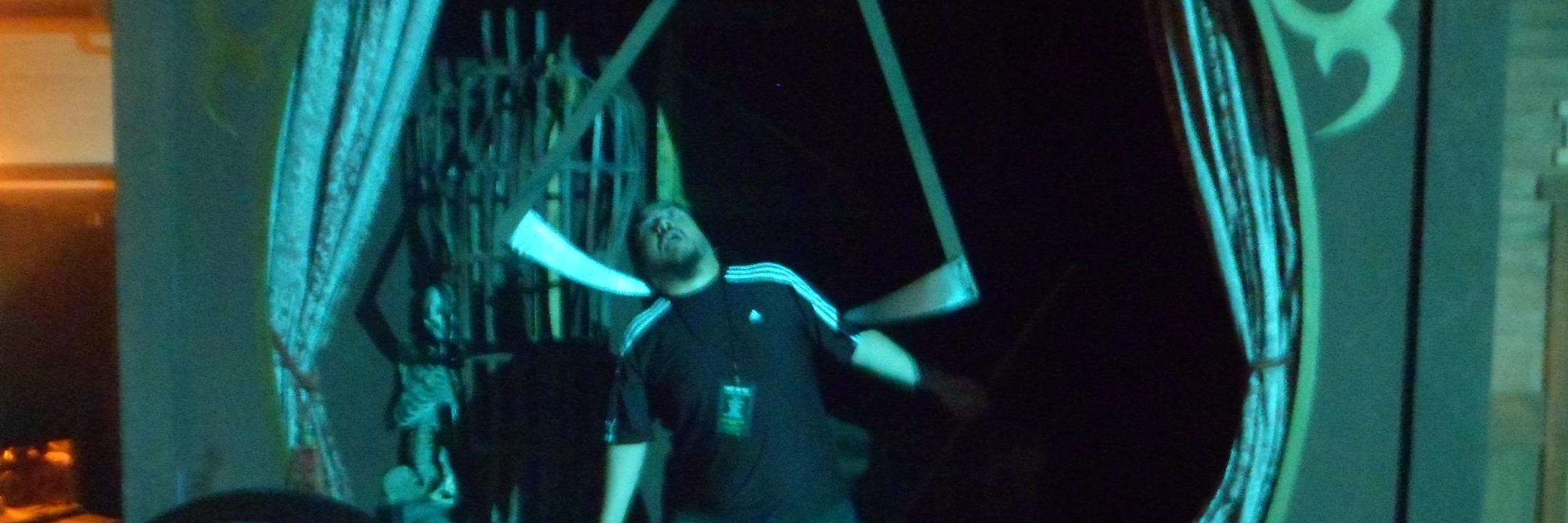 FewRox's profile banner image