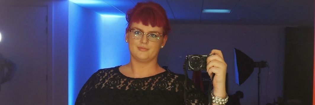 GirlGeekInDress's profile banner image