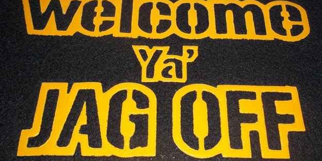 Tee Mont banner