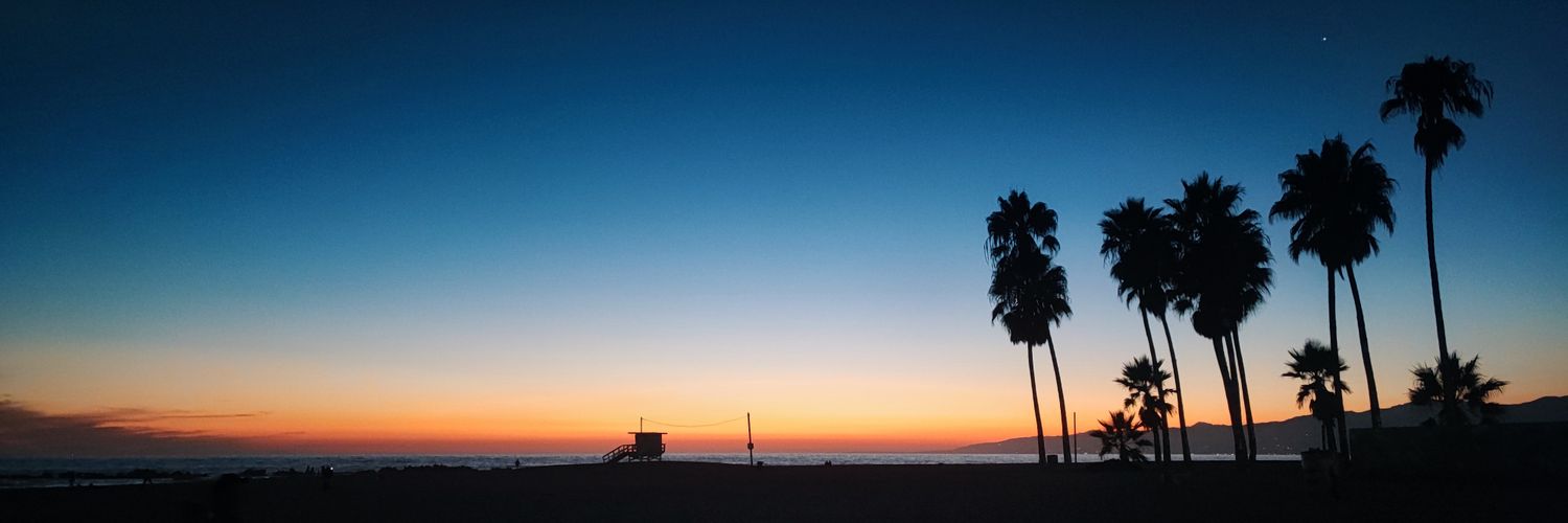 Julian | Saas banner