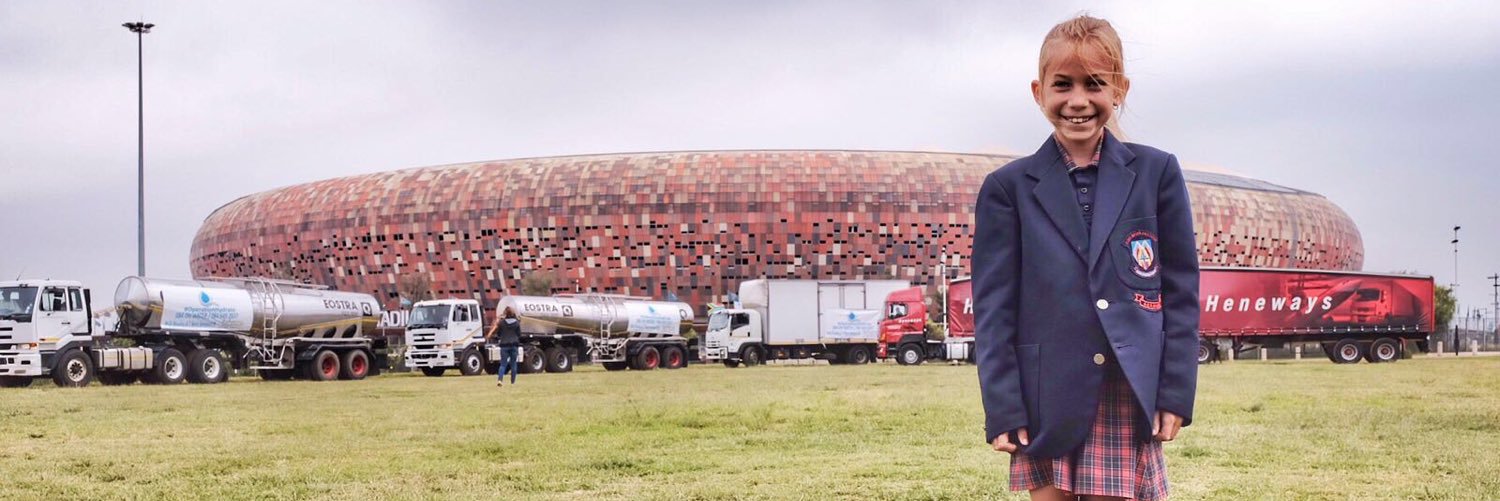 melaniejanse's profile banner image