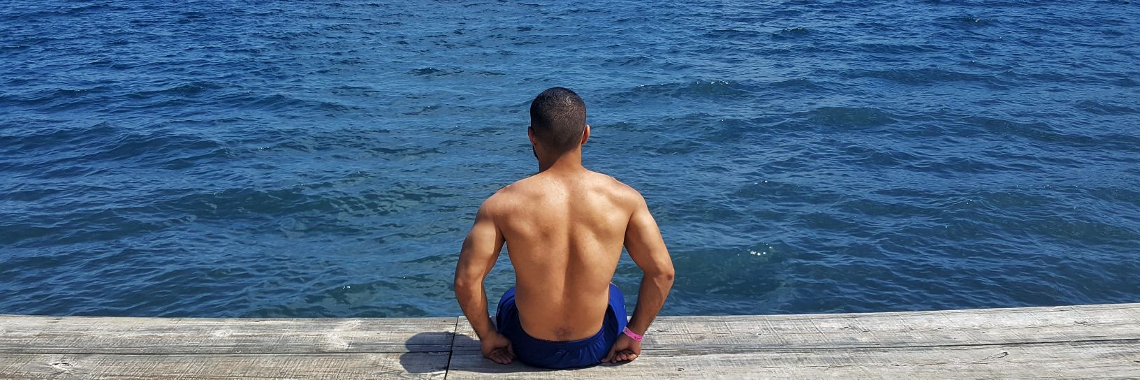 manubrenes's profile banner image