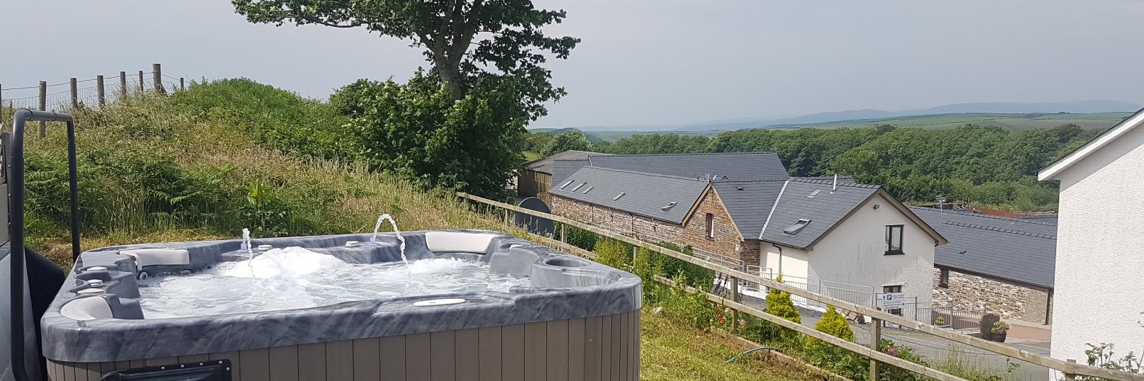AberCottages's profile banner image