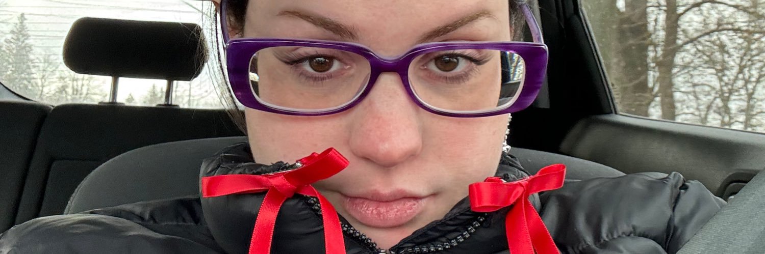 juliwesley_'s profile banner image