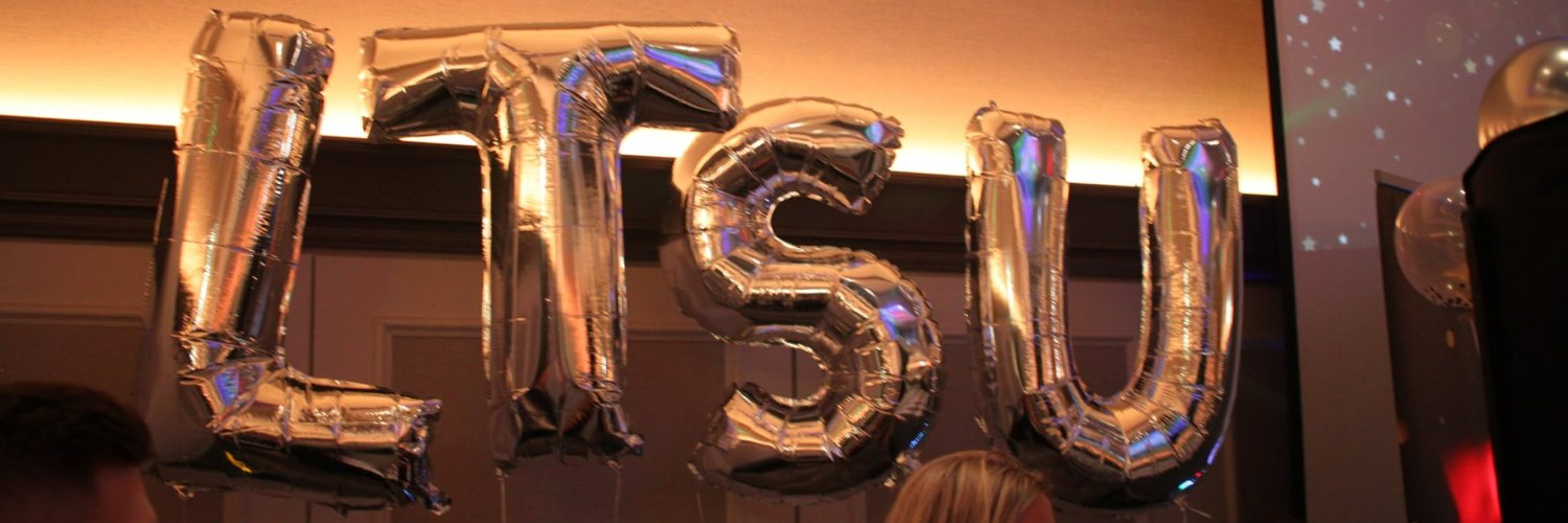 Leeds Trinity SU banner