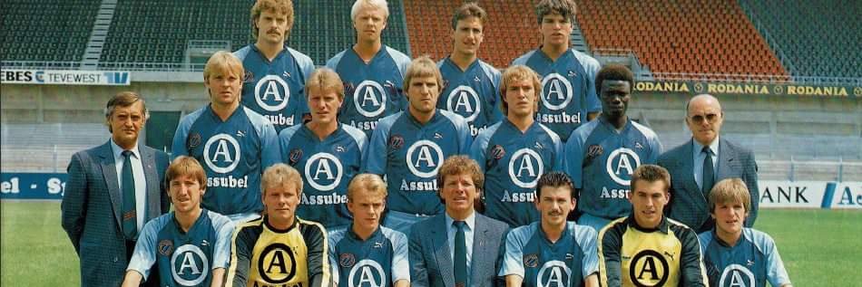 Donny Van Esbroeck banner