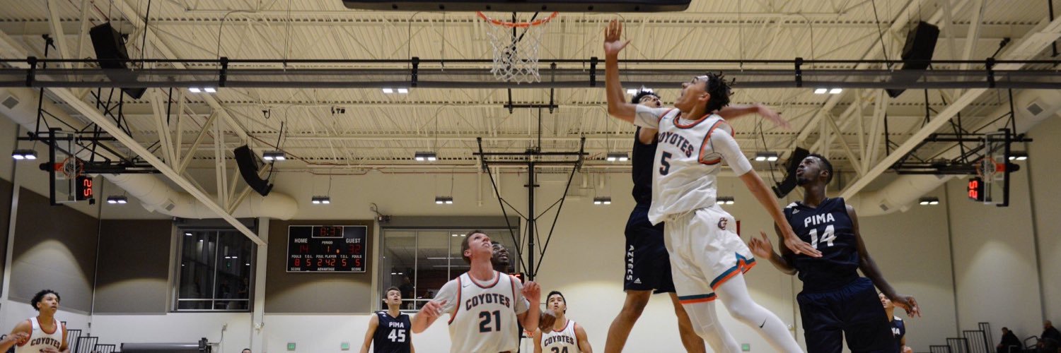 Coyotes Basketball banner