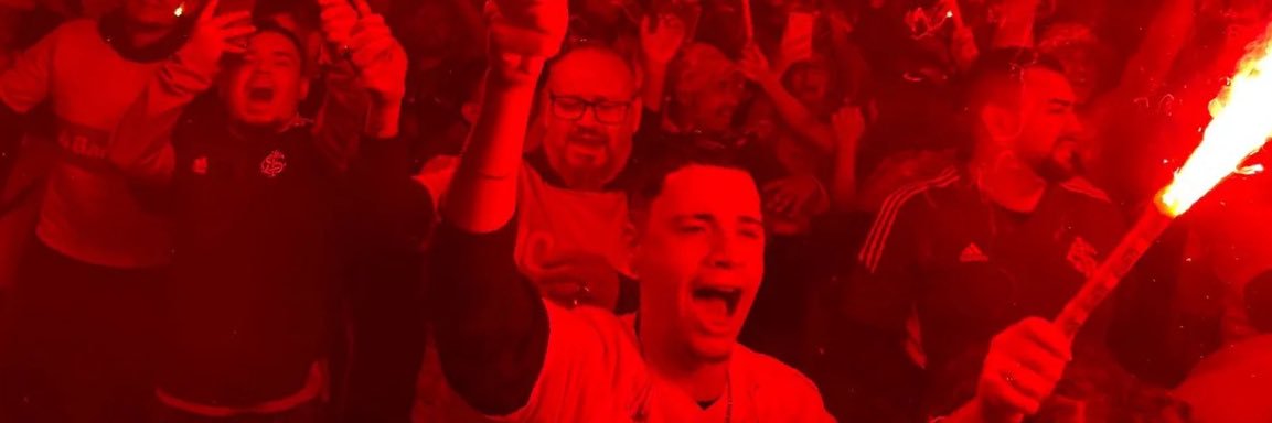 davidiares's profile banner image