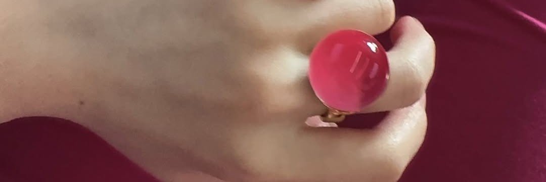 lovwle's profile banner image