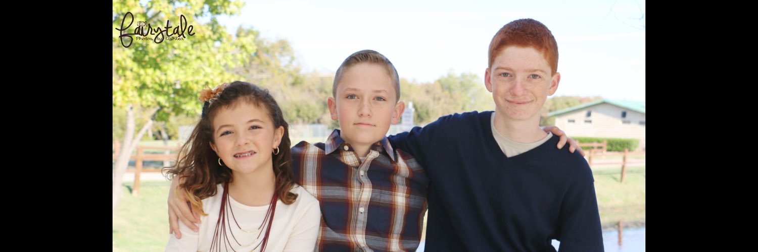MelisCarmichael's profile banner image