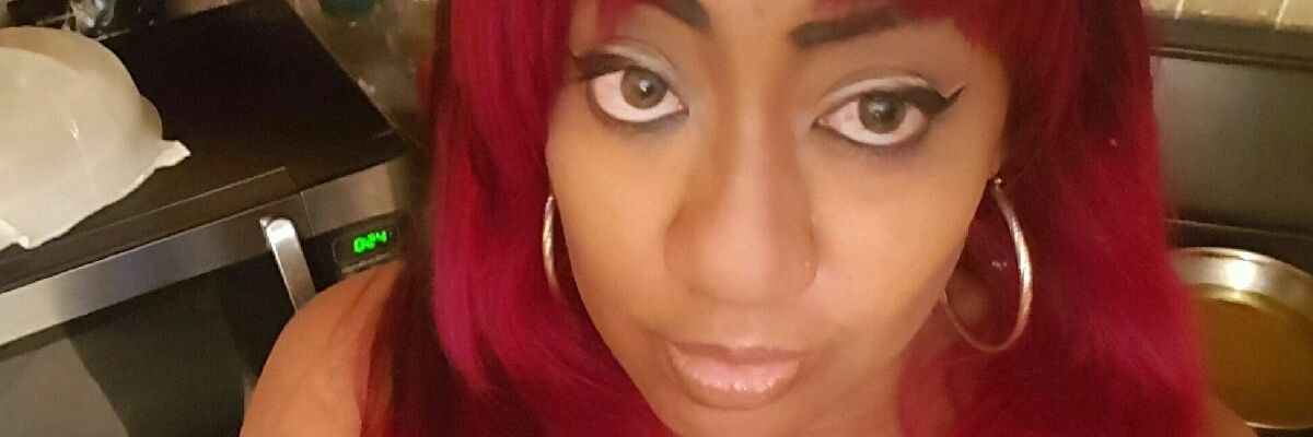 LizDelapara's profile banner image