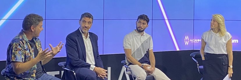 Alejandro Roldán banner