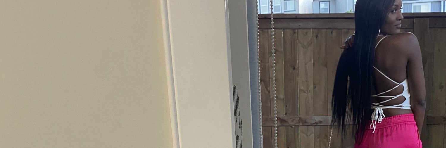 zan_elle202's profile banner image