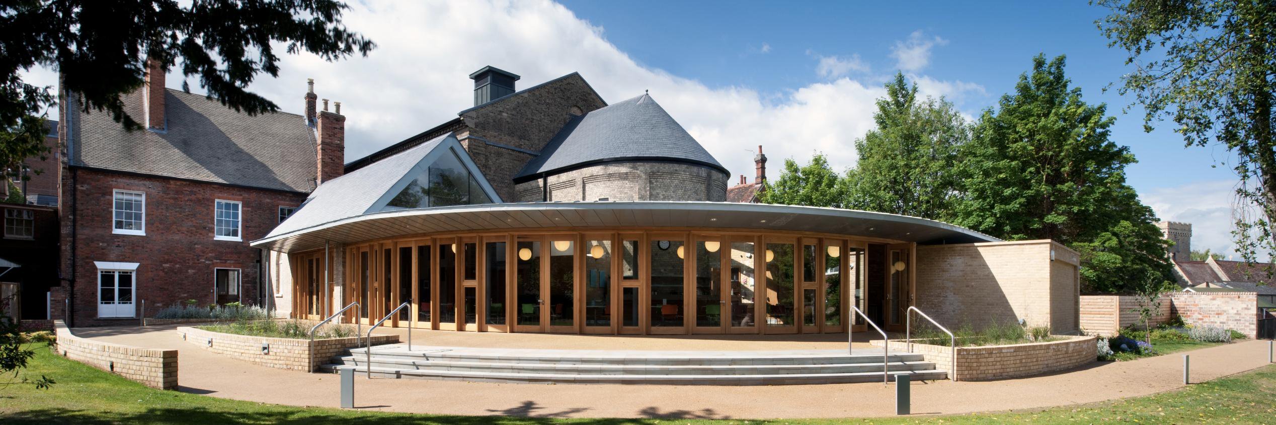 Foster Wilson Size banner