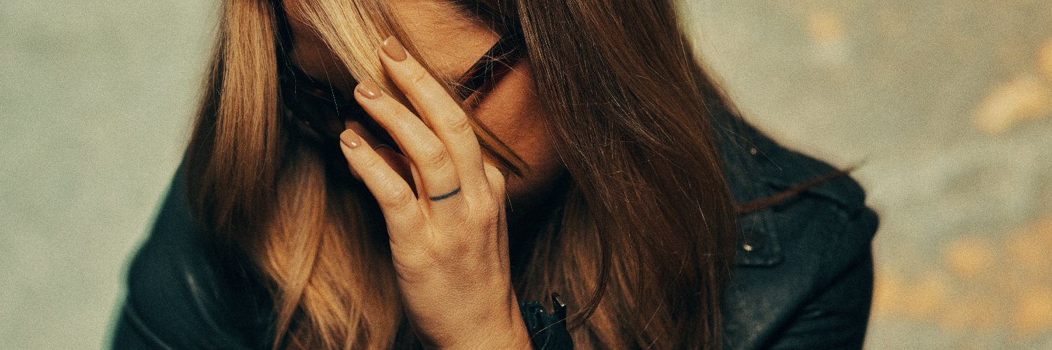 LeslieEThompson's profile banner image