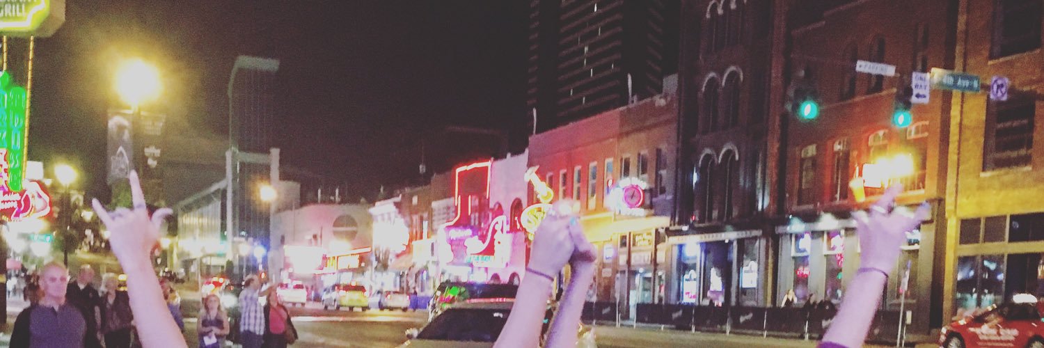 Amandaa_Kelly1's profile banner image