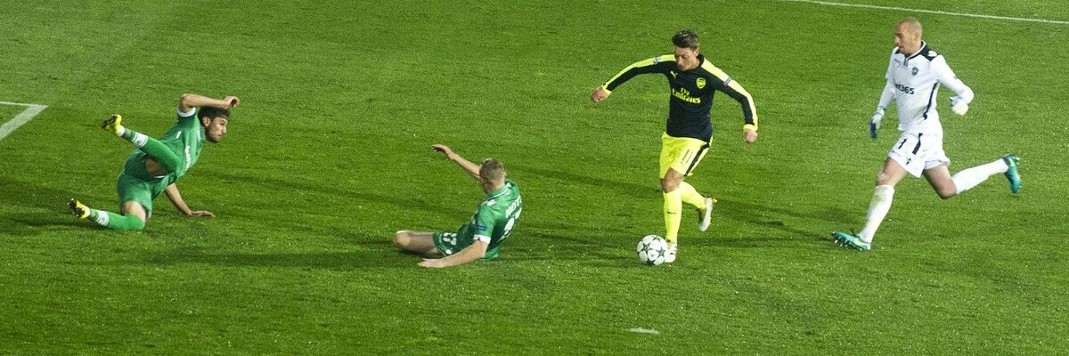 KC Adama 🇫🇷🇸🇳 banner