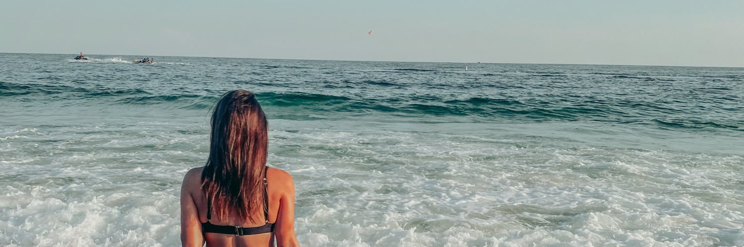 _angiembarlow's profile banner image