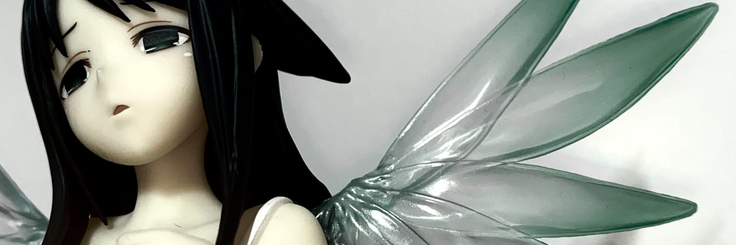 dumdumdoll's profile banner image