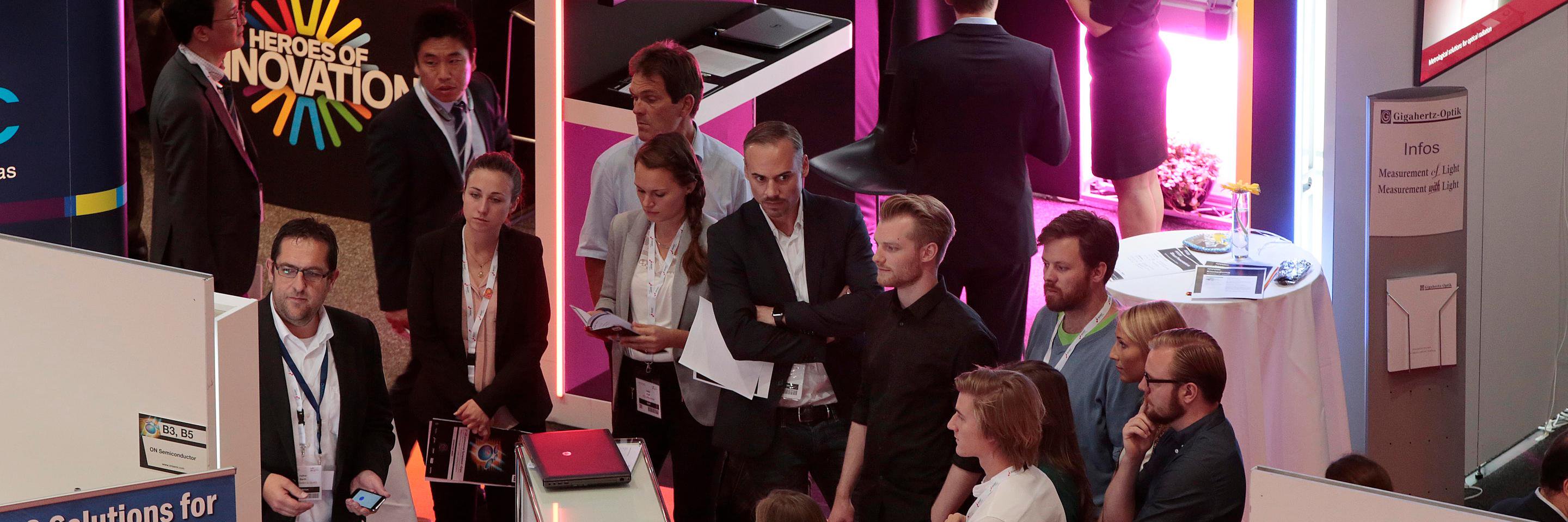 LED professional banner