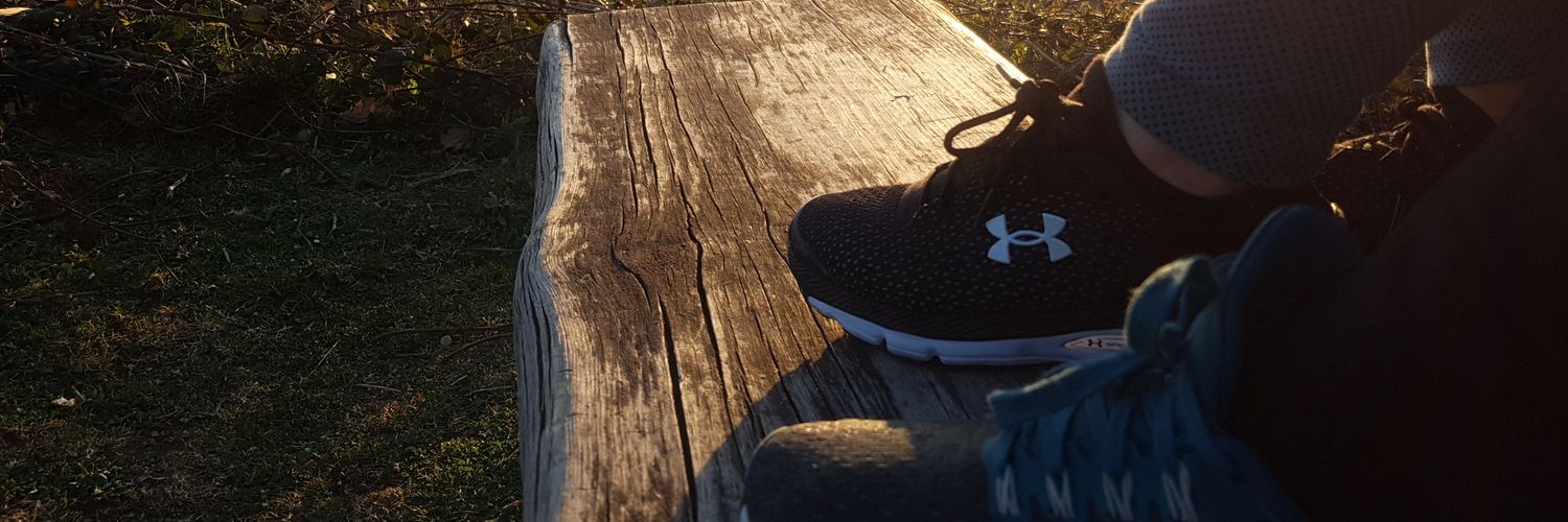 Leticiamndz's profile banner image