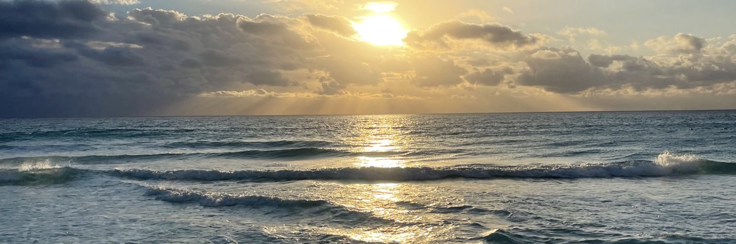 PaoAnabella's profile banner image