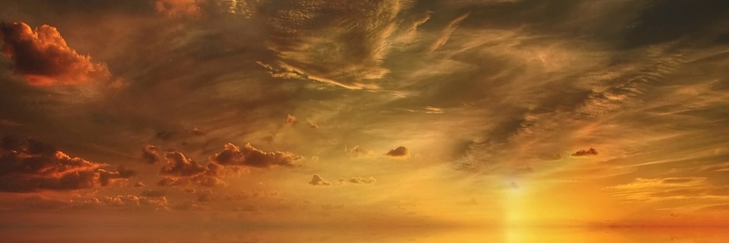 2Kissmaniac's profile banner image