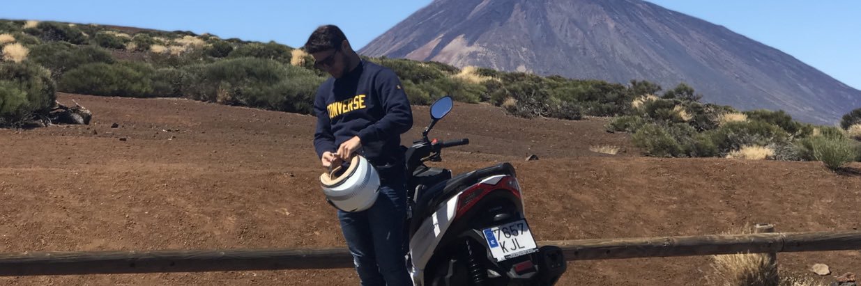 Alberto Catalán banner